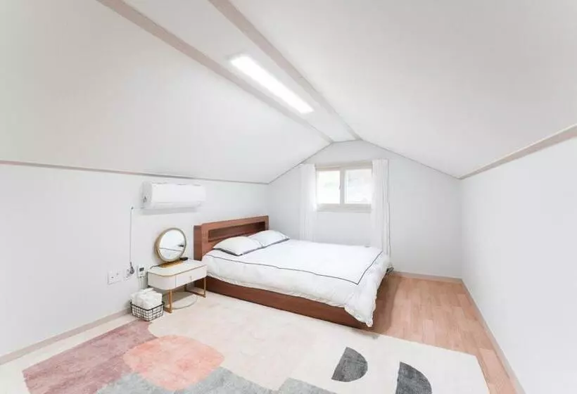 Chuncheon Soopsog Jageun Jib Pension