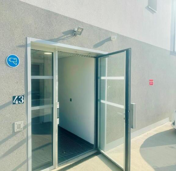 Diac Hotel L Hermitte Bordeaux