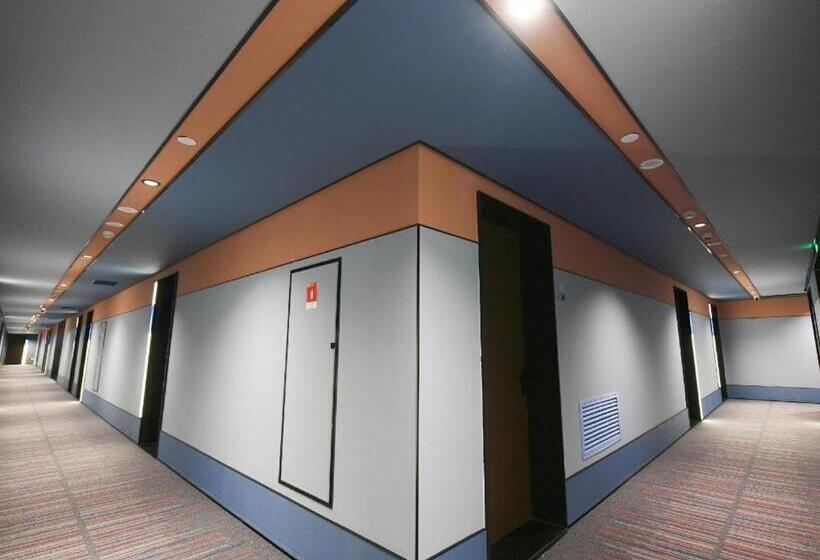 Hanting Hotel Changchun Renmin Street