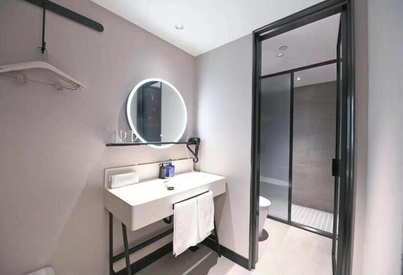 Hanting Hotel Changchun Renmin Street