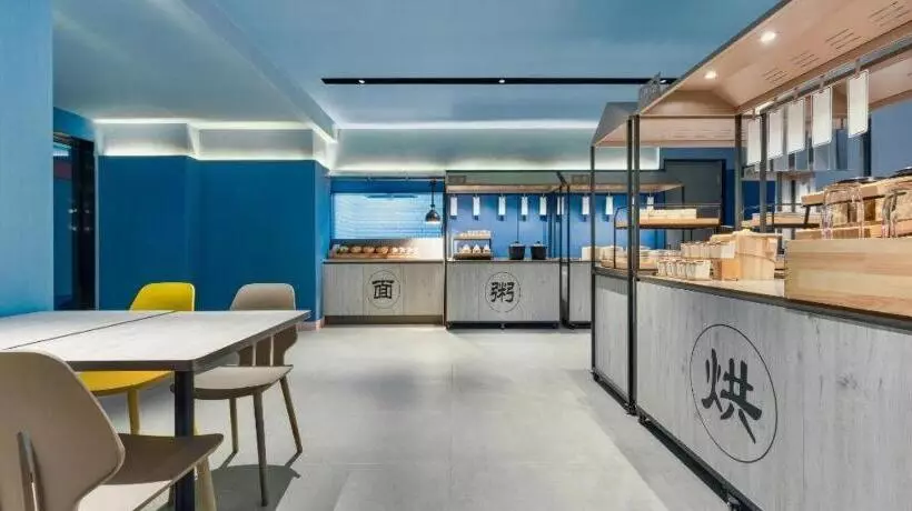 Hanting Hotel Taiyuan South Middle Ring High Speed Railway Station