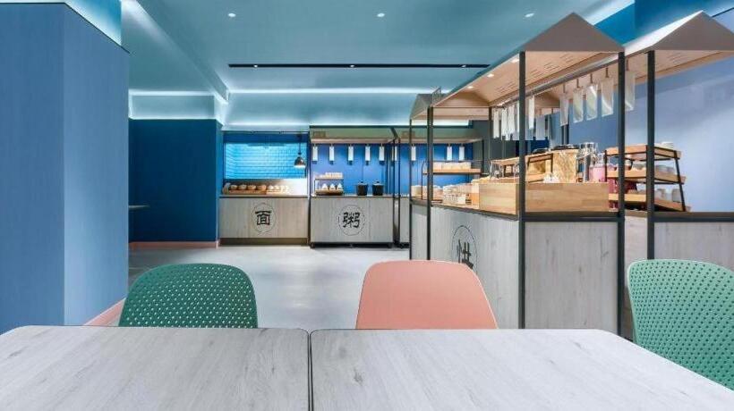 Hanting Hotel Taiyuan South Middle Ring High Speed Railway Station