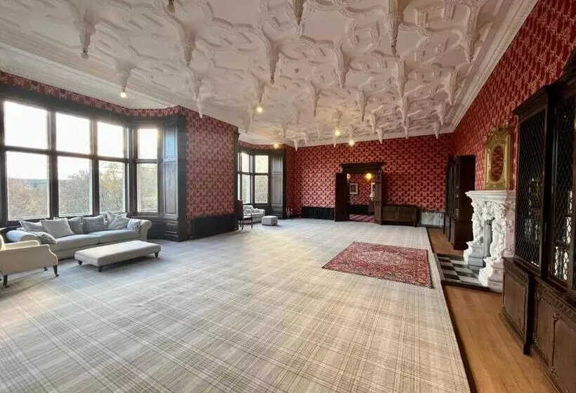 ホテル Carbisdale Castle