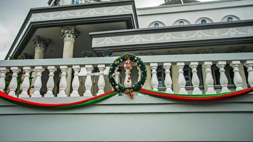 Отель Cico Home