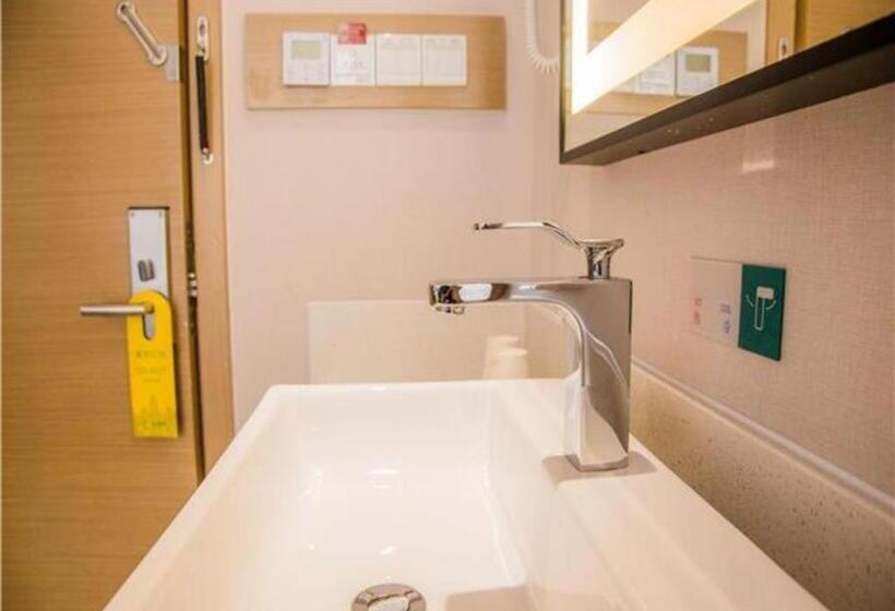 Отель City Comfort Inn Suzhou Hanshan Temple Binhe Road Metro Station