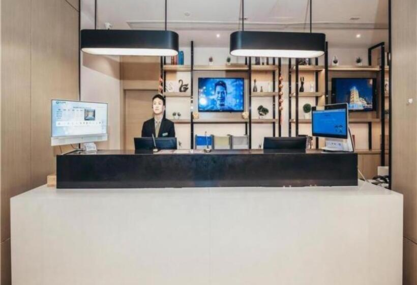 Отель City Comfort Inn Suzhou Hanshan Temple Binhe Road Metro Station