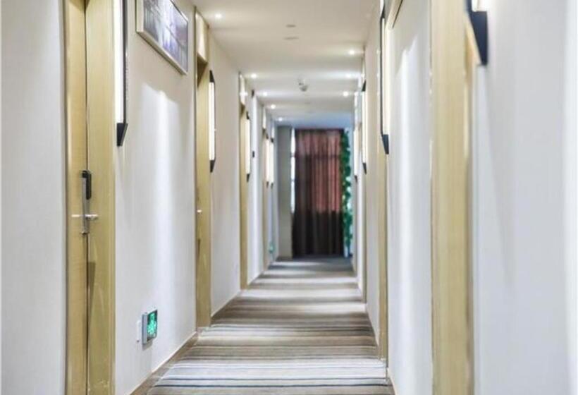 Отель City Comfort Inn Suzhou Hanshan Temple Binhe Road Metro Station