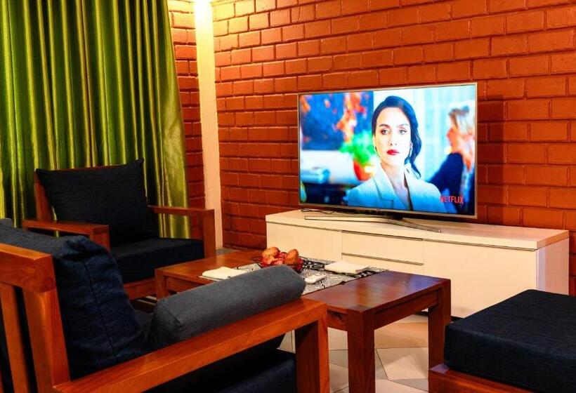 Отель Home Sweet Home Cococodji