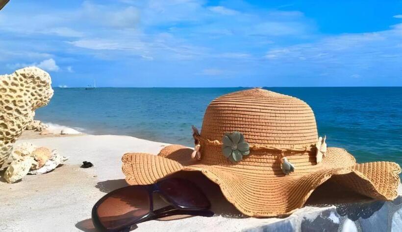 Отель Phala Shore Resort