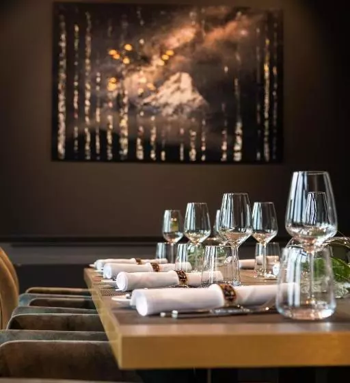 Hotelli Target World Hunter S Lodge