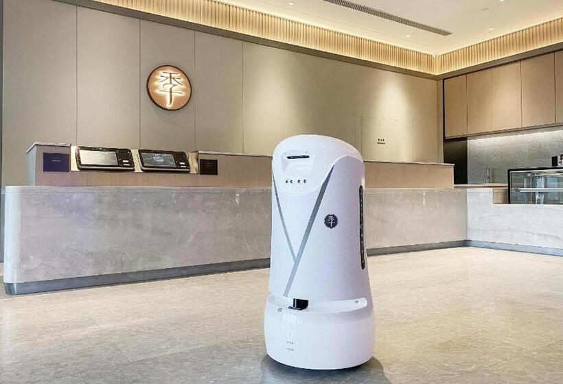 Ji Hotel Changchun North Lake Wuyue Plaza