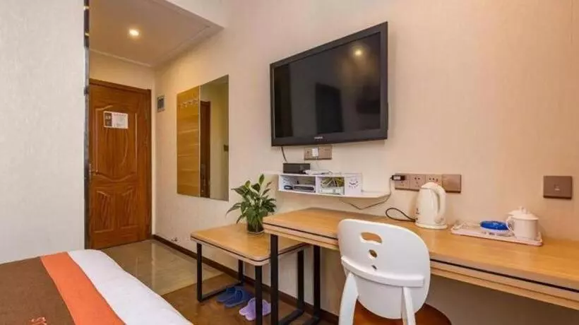 Jun Hotel Jiangsu Nanjing Jiangning District Lukou Airport Tongshan Metro Station