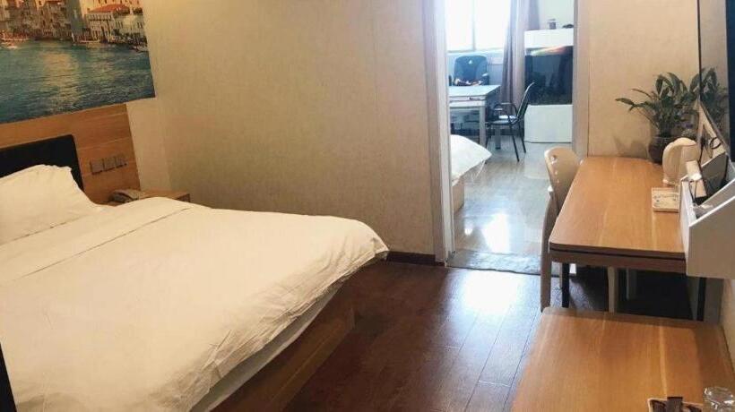 Jun Hotel Jiangsu Nanjing Jiangning District Lukou Airport Tongshan Metro Station