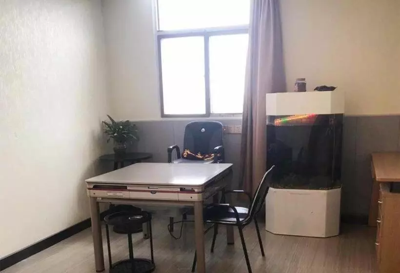 Jun Hotel Jiangsu Nanjing Jiangning District Lukou Airport Tongshan Metro Station