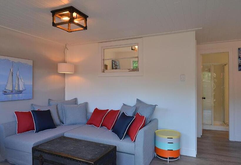 汽车旅馆  John Henry S Marina And Resort