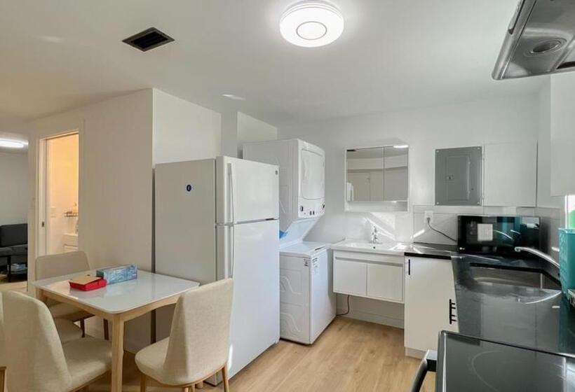 Majatalo A Guest Room