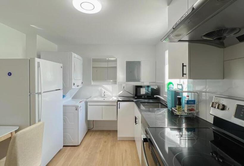 Majatalo A Guest Room