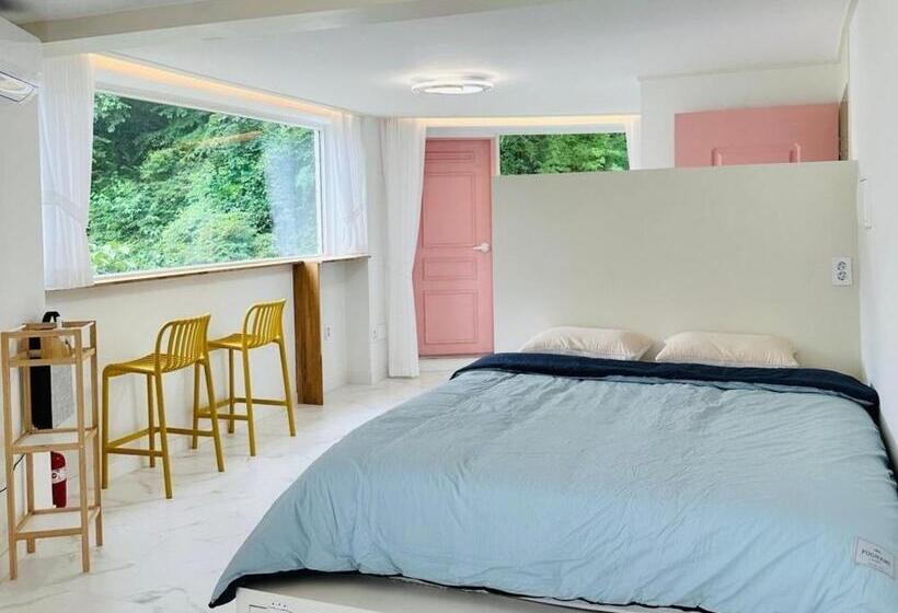 פנסיון Jeonju Hanokmaeul Daldaljham