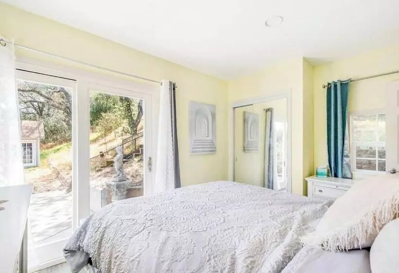 Majatalo Newly Remodel Wine Country Retreat