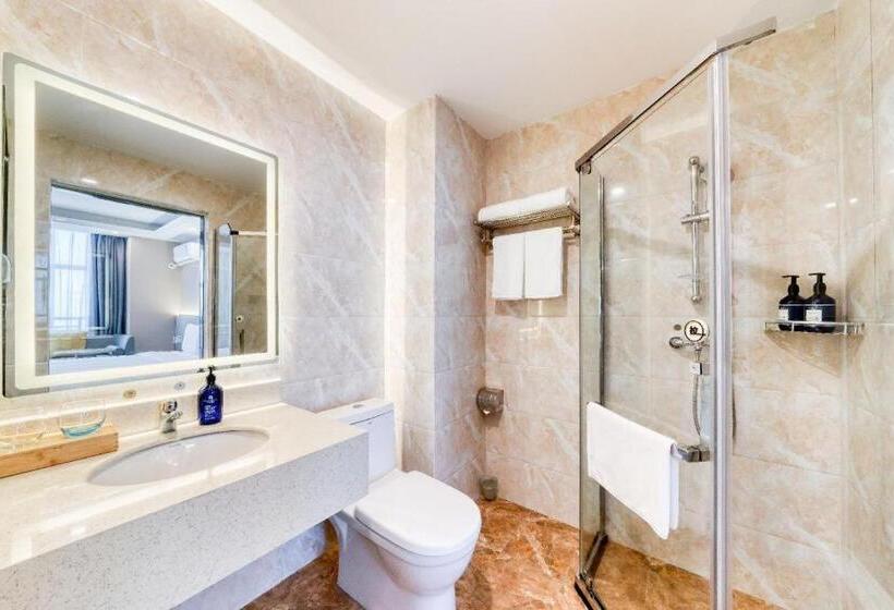 Starway Hotel Shangrao High Speed Railway Station