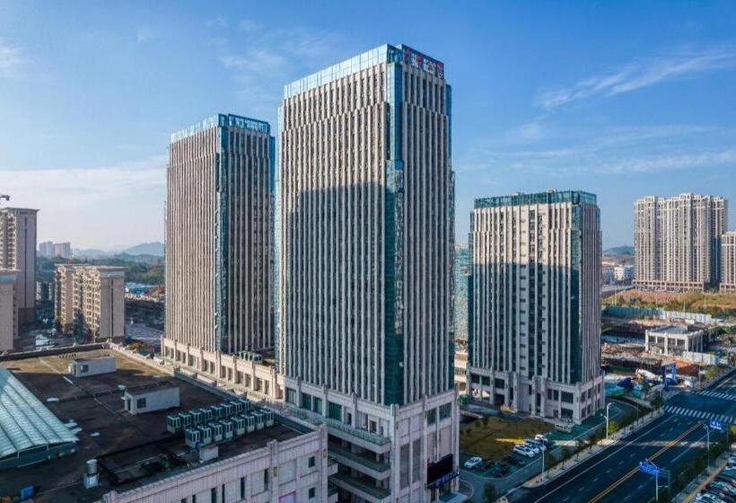 Starway Hotel Shangrao High Speed Railway Station