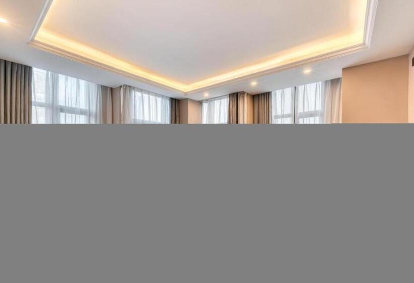 Starway Hotel Shangrao High Speed Railway Station