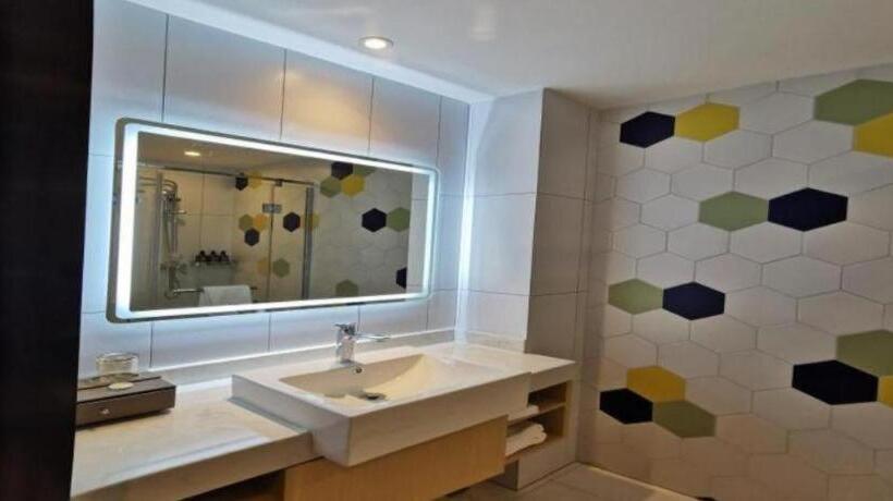 Vatica Hotel Wuxi Xinwu District Wangzhuang Road Powerlong Square