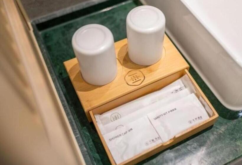 Deep Sleep Hotel Xuzhou High Speed Railway Station Mengzhiche New Energy Automobile Plaza