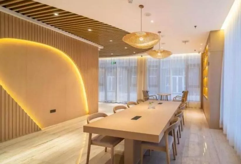 Deep Sleep Hotel Xuzhou High Speed Railway Station Mengzhiche New Energy Automobile Plaza