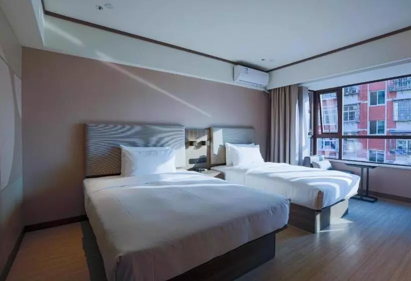 Hanting Hotel Chongqing Yunyang Bingjiang Park