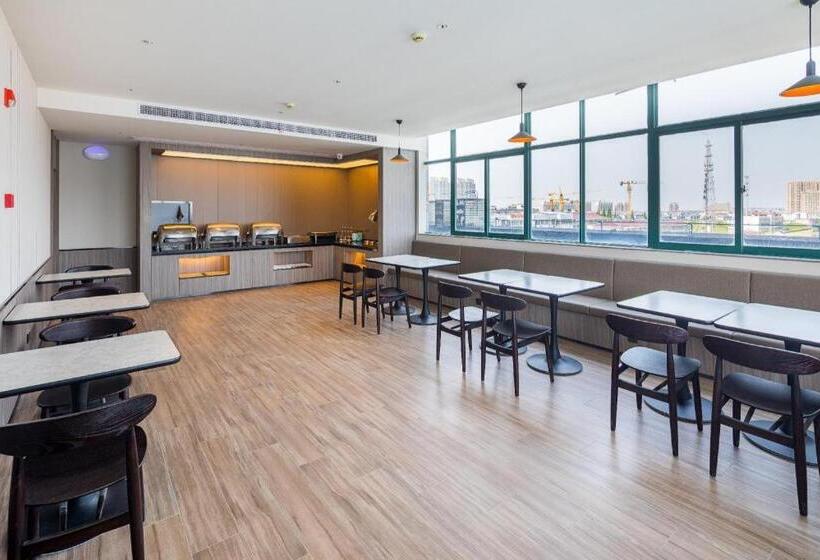 Hanting Hotel Hai An Wenfeng Great World