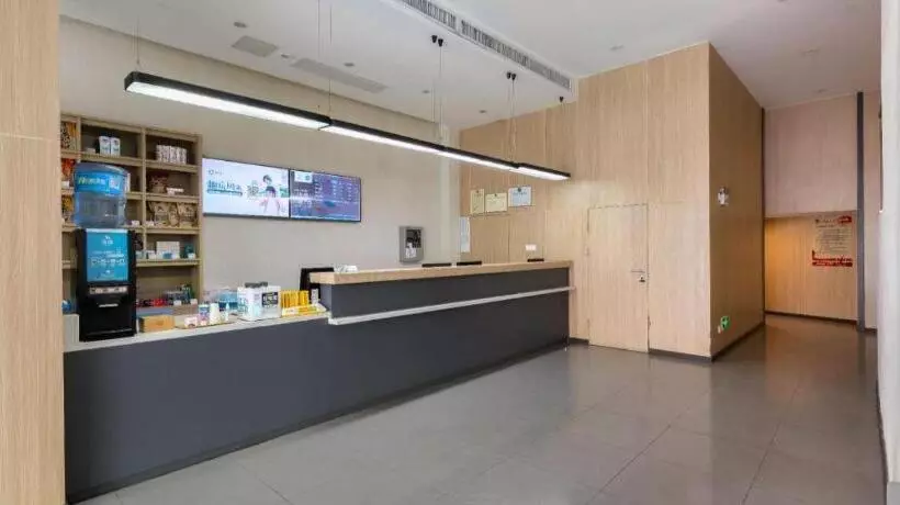 Hanting Hotel Longyan Zhongshan Road