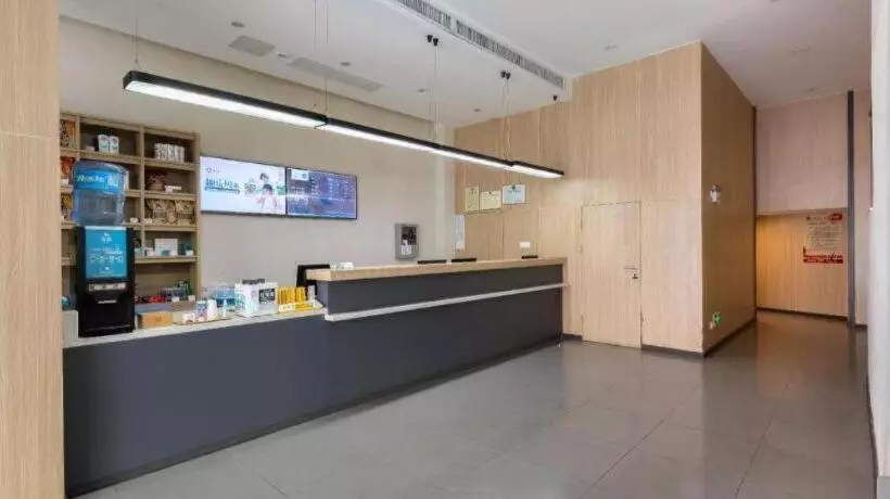 Hanting Hotel Longyan Zhongshan Road