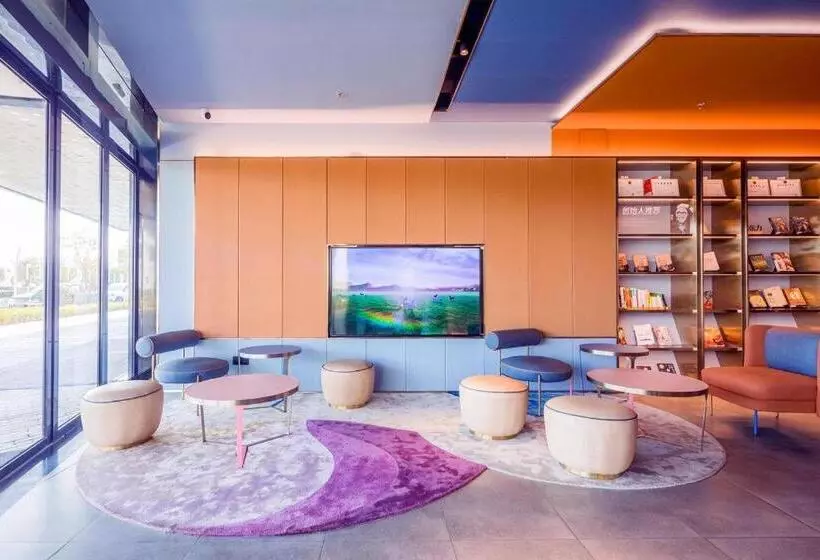 Hanting Hotel Nanchang West Railway Station National Sports Center