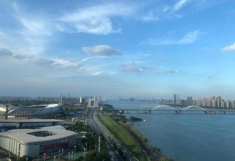 Hanting Hotel Nanchang West Railway Station National Sports Center