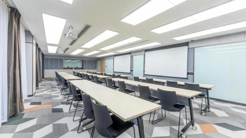 Hanting Hotel Wuhu Fangte Wanchun Commercial Street