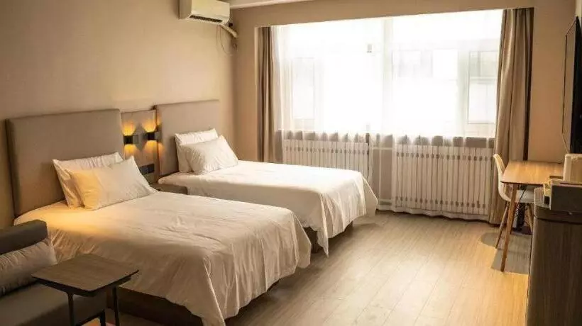 Hanting Hotel Zhalantun Qinghe Home Plaza