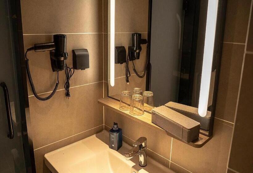 Hanting Hotel Zhalantun Qinghe Home Plaza