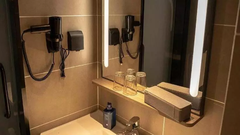 Hanting Hotel Zhalantun Qinghe Home Plaza