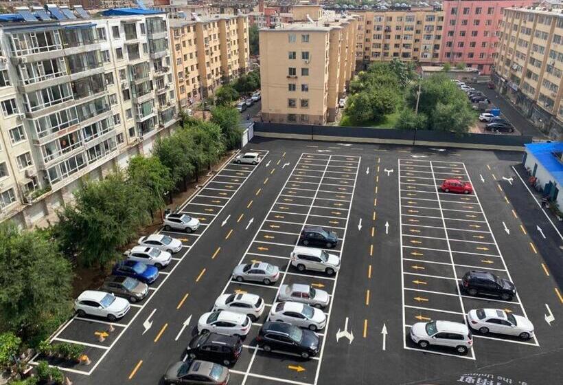 Ji Hotel Jiangnan Torch Building