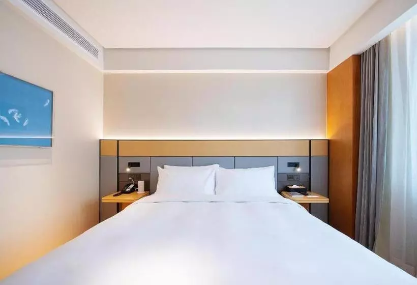 Ji Hotel Jiangnan Torch Building