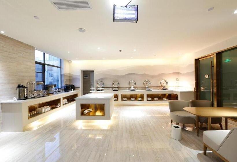 Ji Hotel Shiyan Fangxian Pedestrian Street