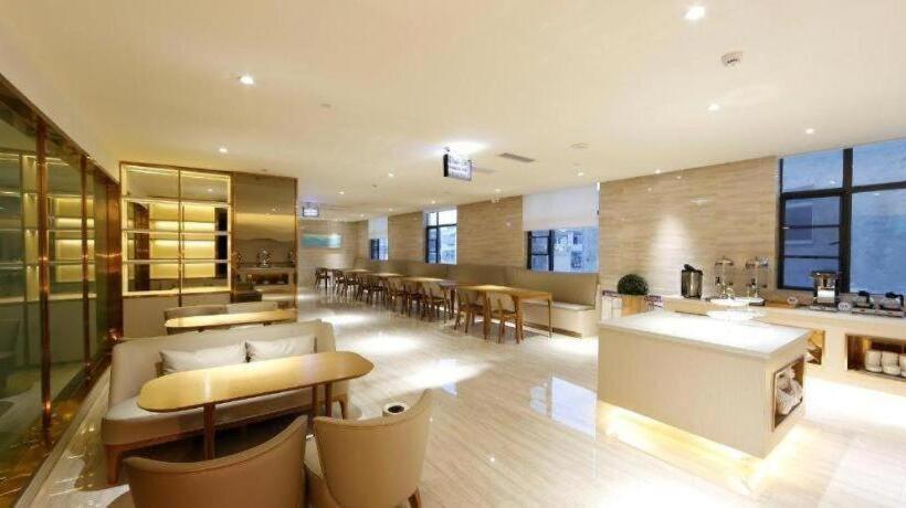 Ji Hotel Shiyan Fangxian Pedestrian Street