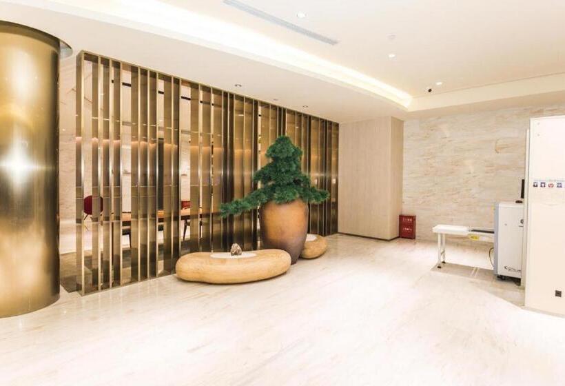 Ji Hotel Urumqi Xinbei Yuanchun