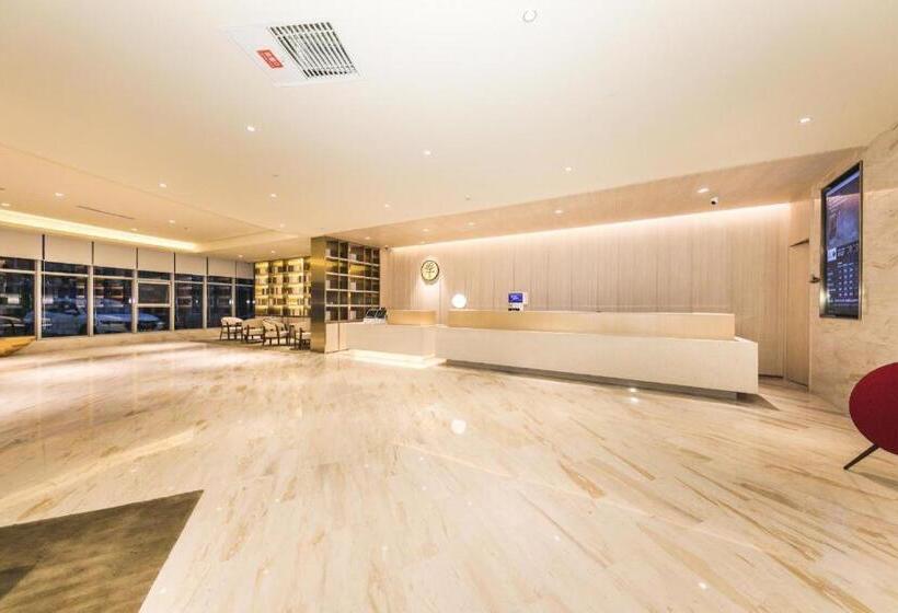 Ji Hotel Urumqi Xinbei Yuanchun