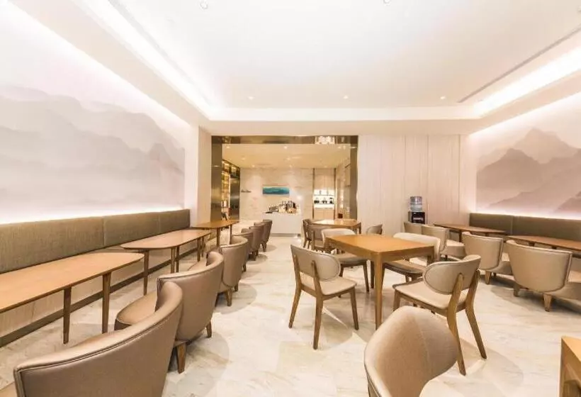 Ji Hotel Urumqi Xinbei Yuanchun