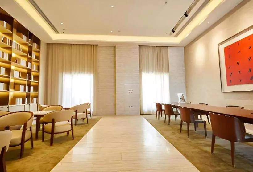 Ji Hotel Zhangye West Station