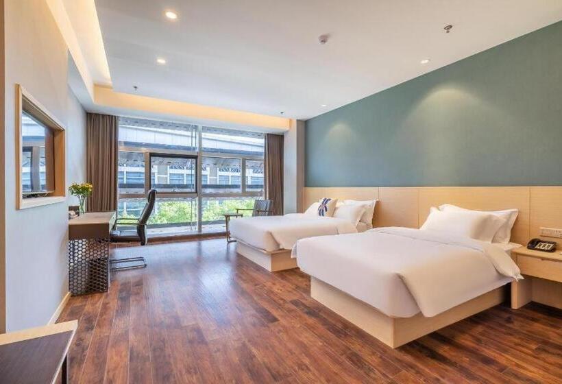 Starway Hotel Bengbu South Station