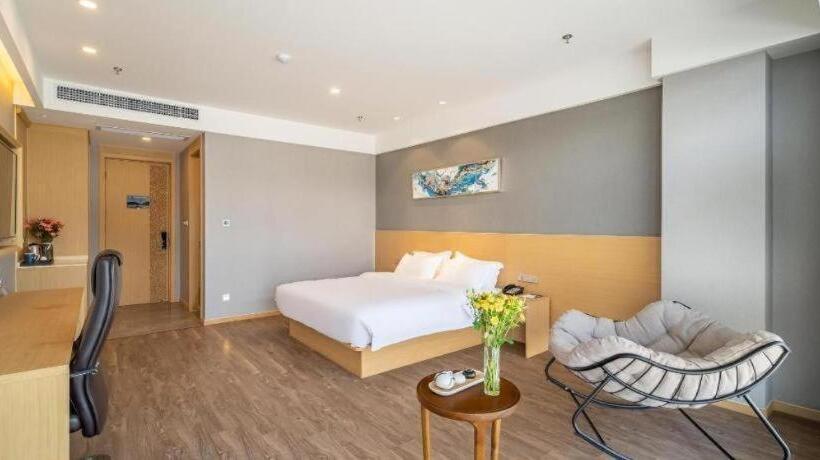 Starway Hotel Bengbu South Station