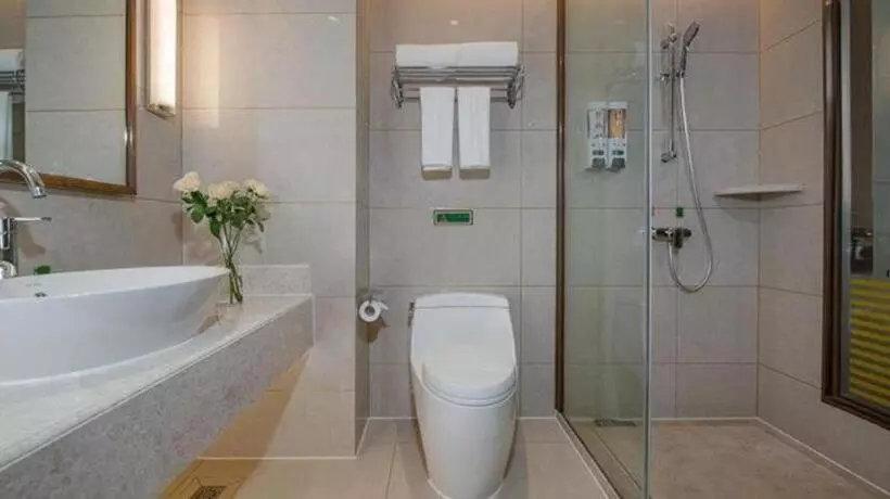 Vienna Hotel Nanchang West Station Guobo Metro Station